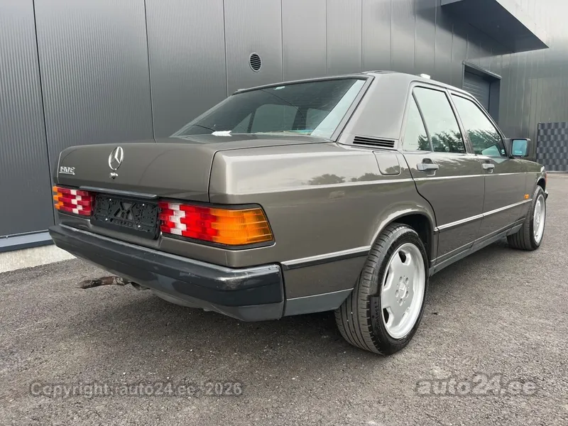 Mercedes-Benz Mercedes-Benz 190
