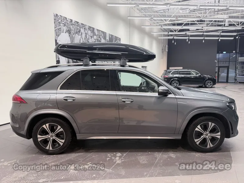 Mercedes-Benz GLE 300 - 1