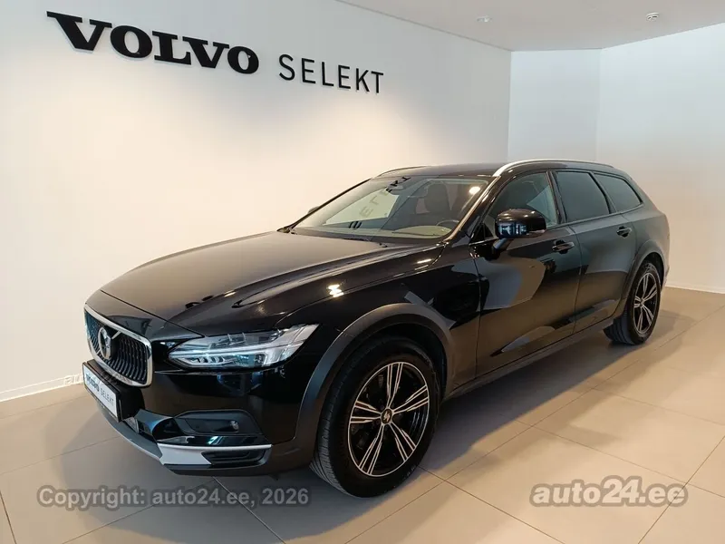 Volvo V90 Cross Country - 1