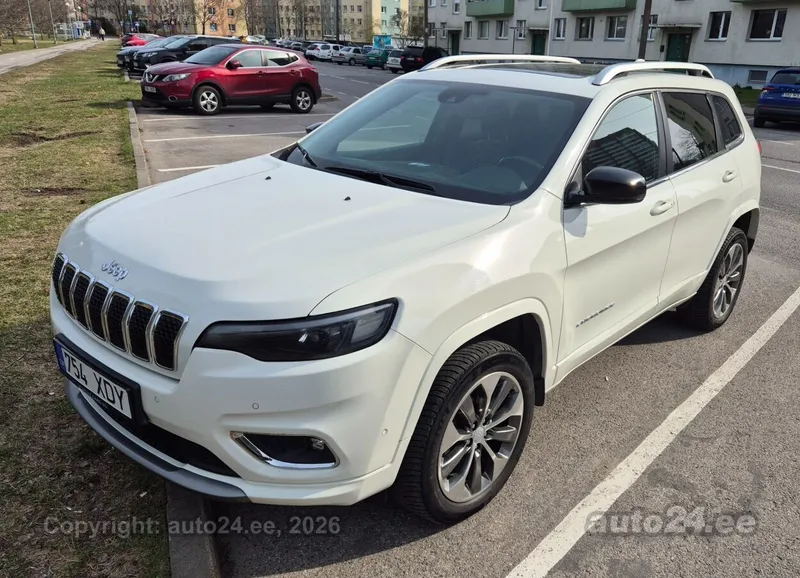 Jeep Cherokee - 1