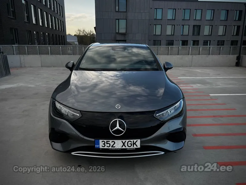 Mercedes-Benz Mercedes-Benz EQE 300