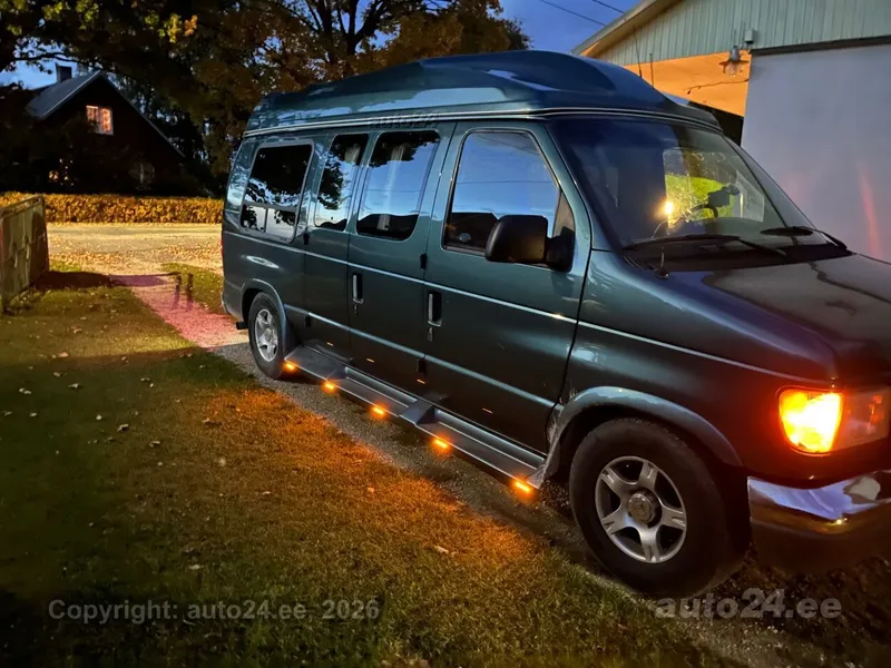 Ford Econoline - 1