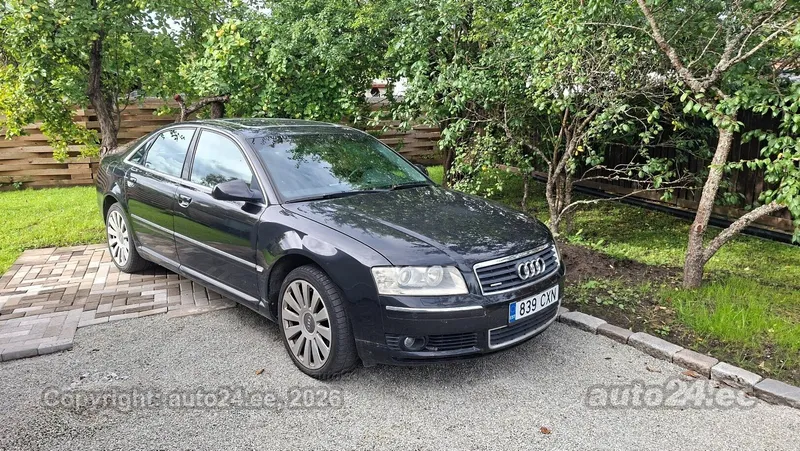 Audi A8 - 1