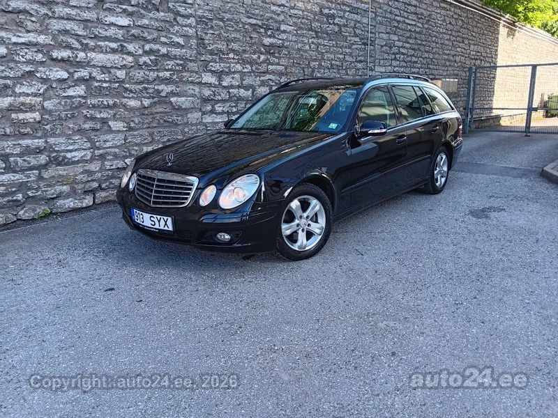 Mercedes-Benz E 220 - 1