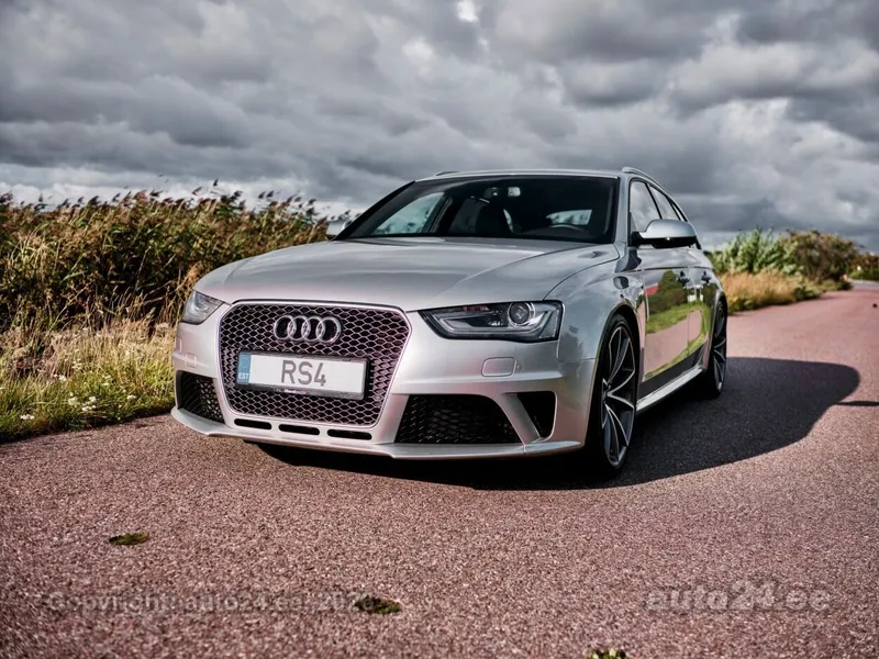 Audi RS 4 - 1