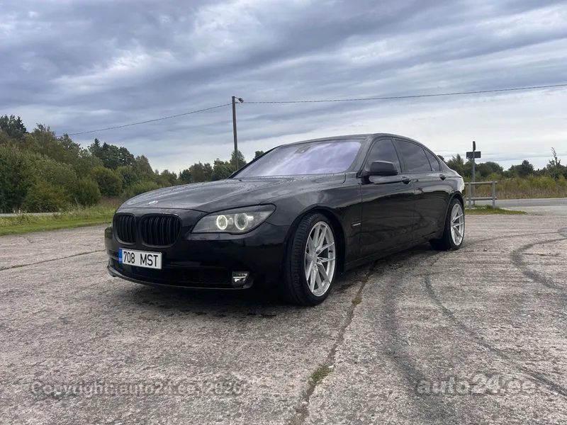BMW BMW 730