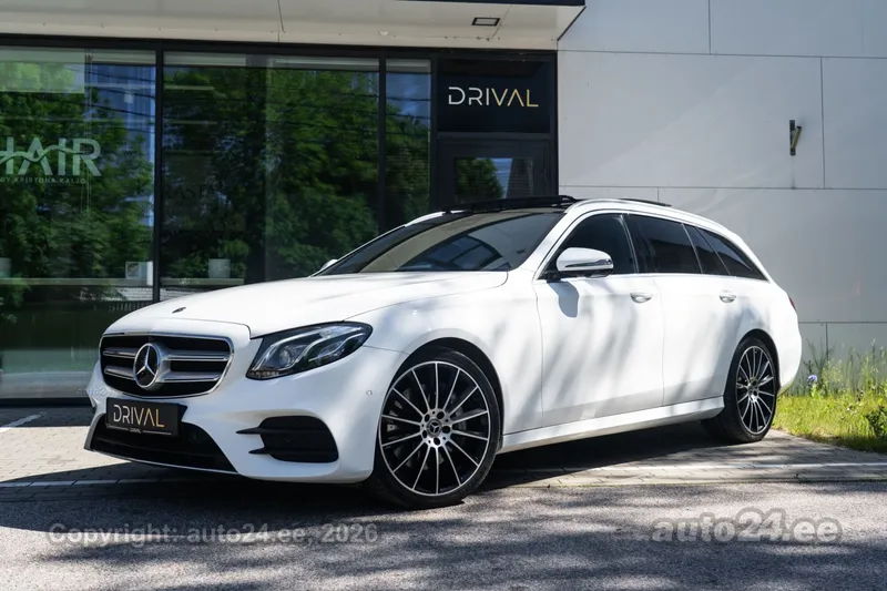 Mercedes-Benz E 400 - 1