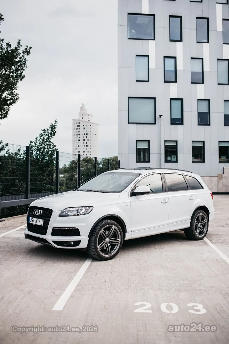 Audi Q7 - 1
