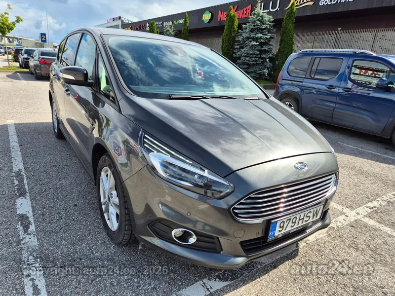 Ford S-max - 1