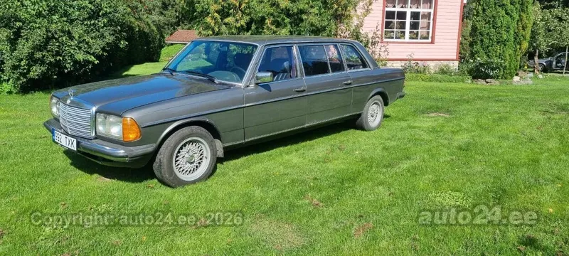 Mercedes-Benz Mercedes-Benz 240