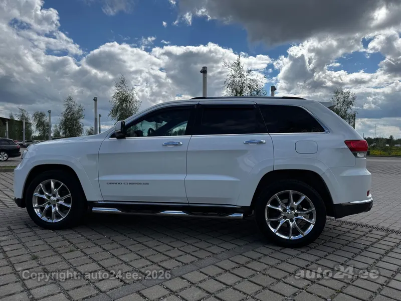 Jeep Grand Cherokee - 1