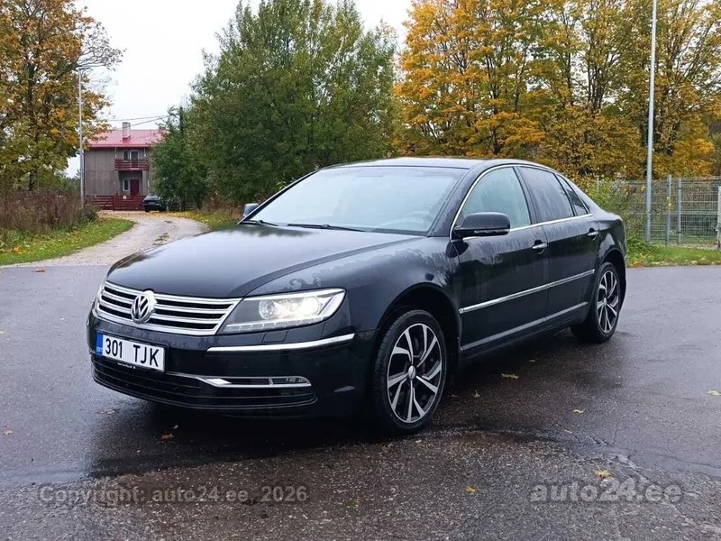 Volkswagen Phaeton - 1