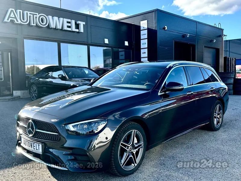 Mercedes-Benz E 300 - 1
