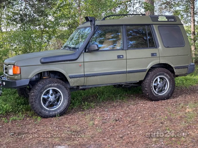 Land Rover Discovery - 1