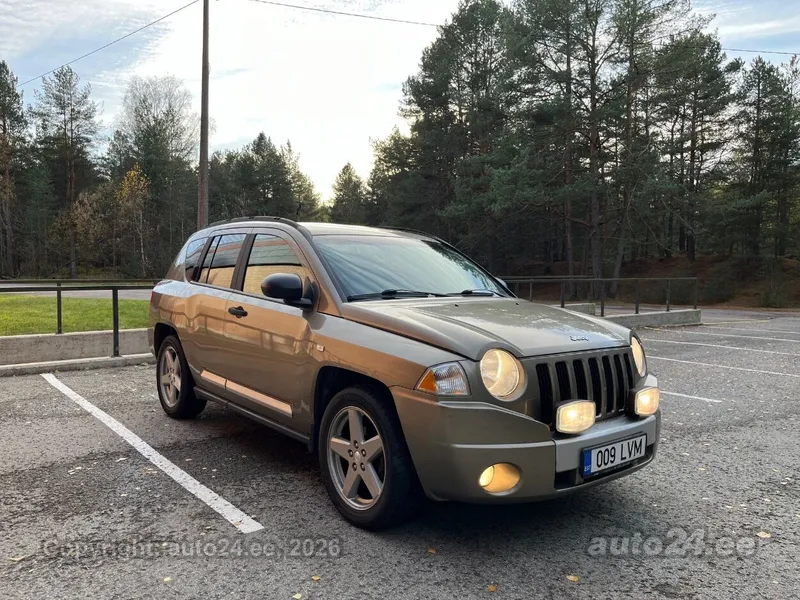 Jeep Compass - 1