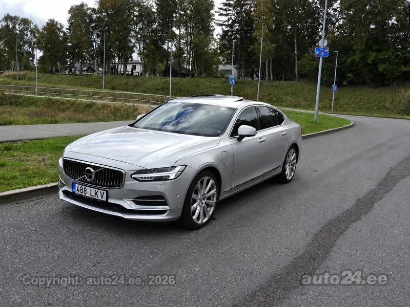 Volvo S90 - 1