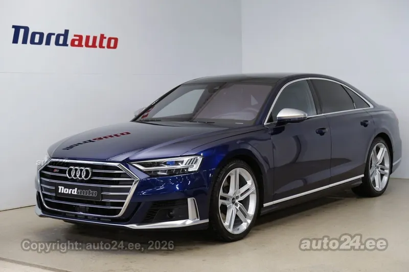 Audi S8 - 1