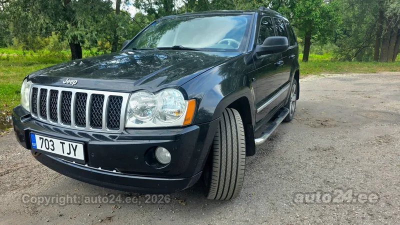 Jeep Grand Cherokee - 1