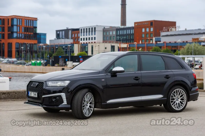 Audi Q7 - 1