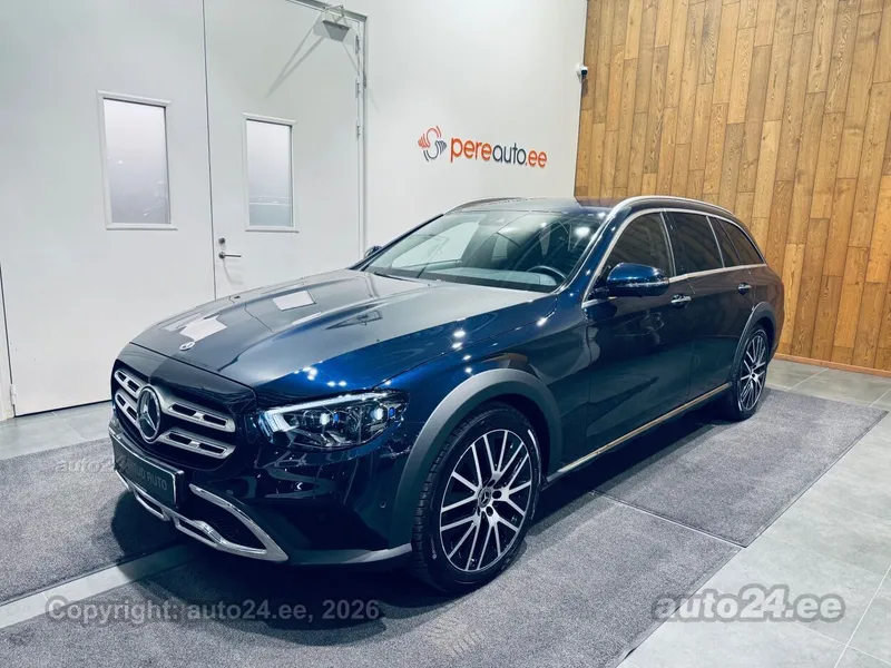 Mercedes-Benz E 220 - 1