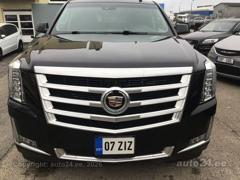 Cadillac Escalade - 1