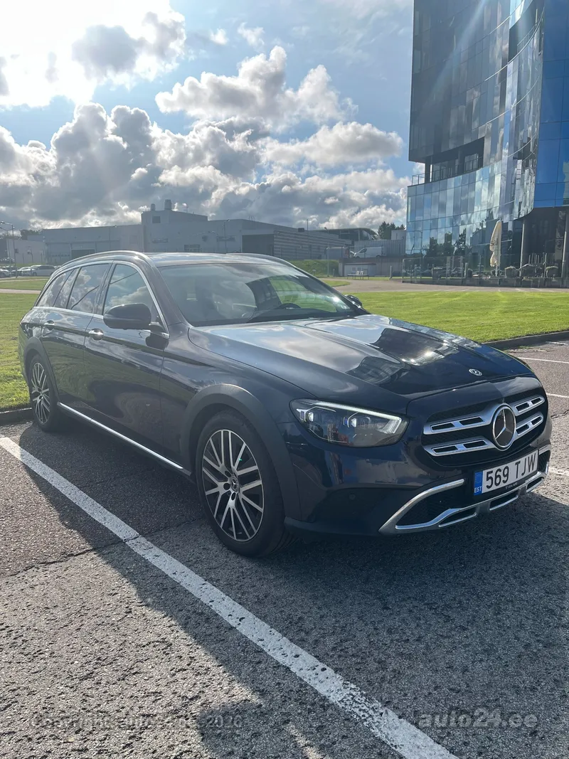 Mercedes-Benz E 400 - 1