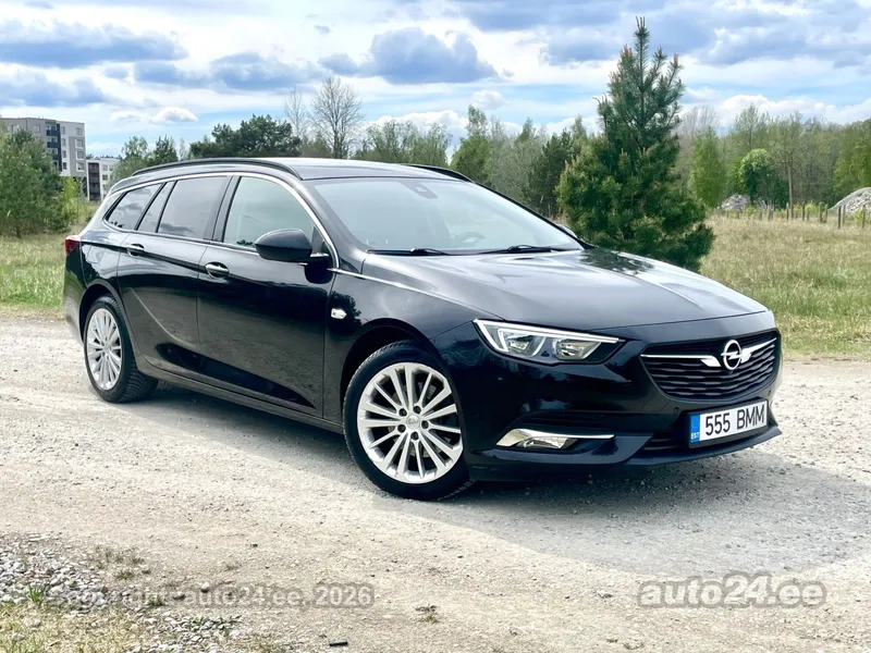 Opel Insignia - 1