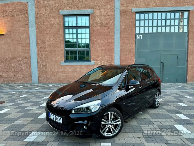 BMW 225 - 1