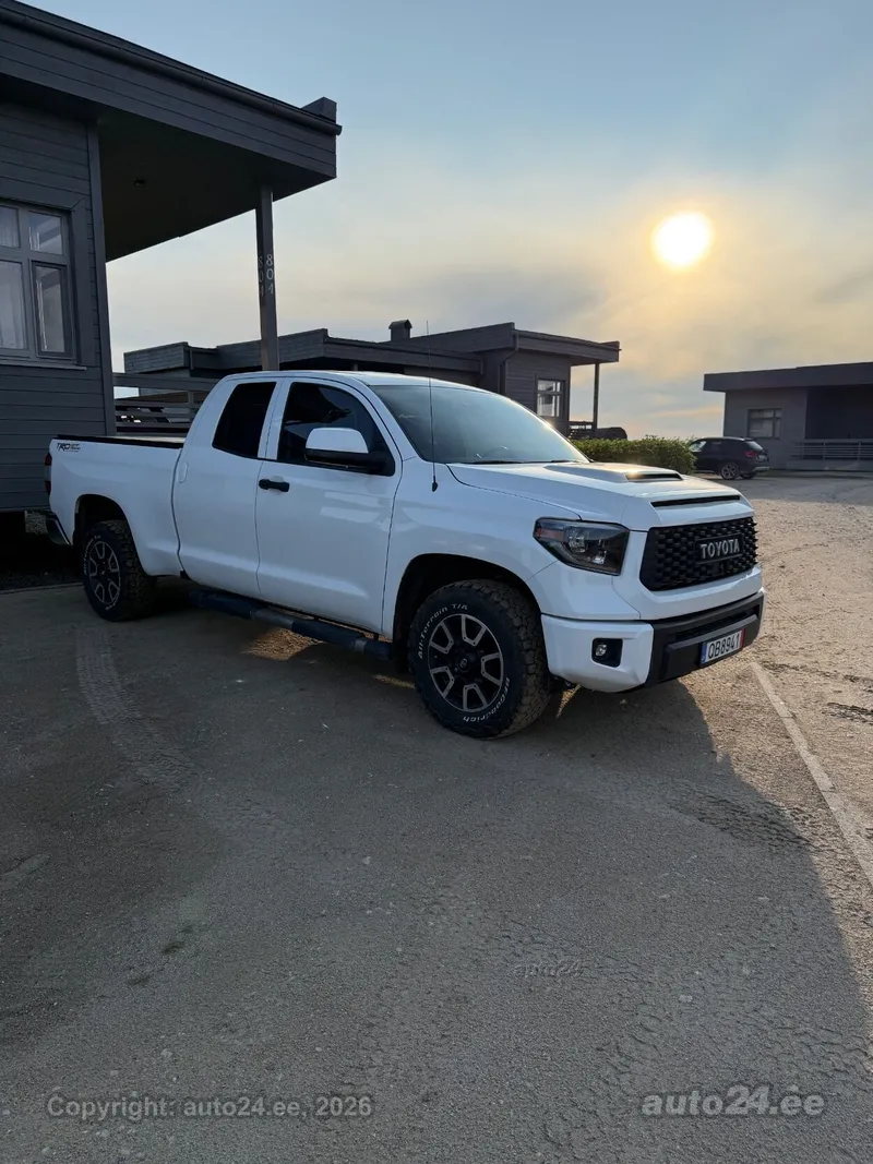 Toyota Tundra - 1