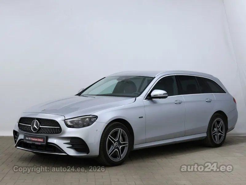 Mercedes-Benz E 300 - 1