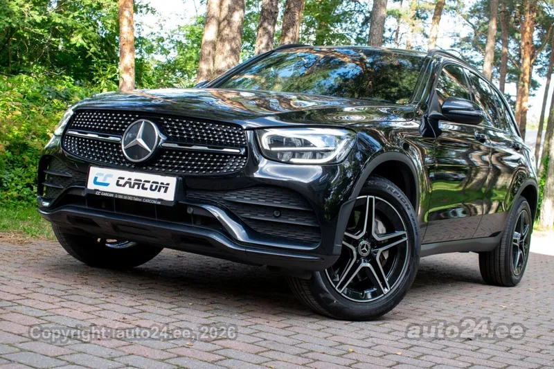 Mercedes-Benz GLC 300 - 1