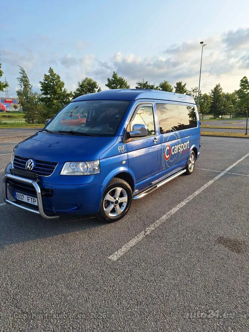 Volkswagen Transporter - 1