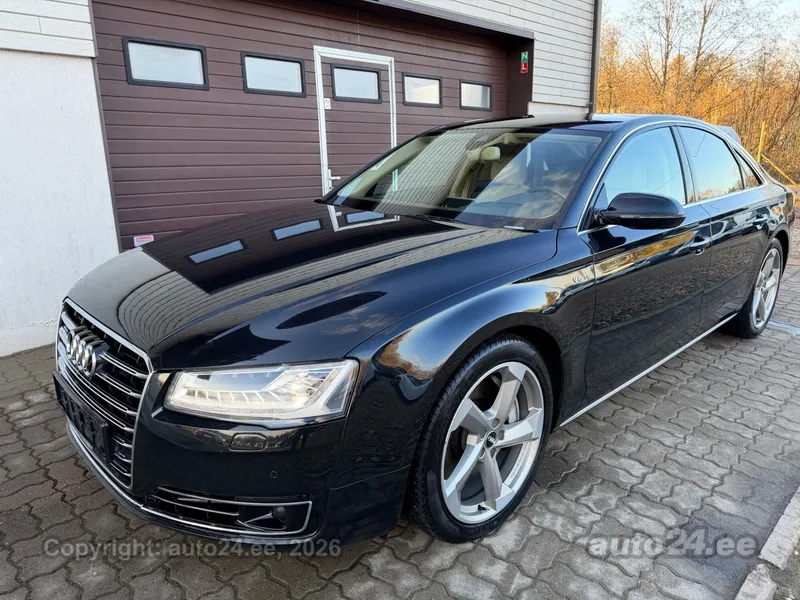 Audi A8 - 1