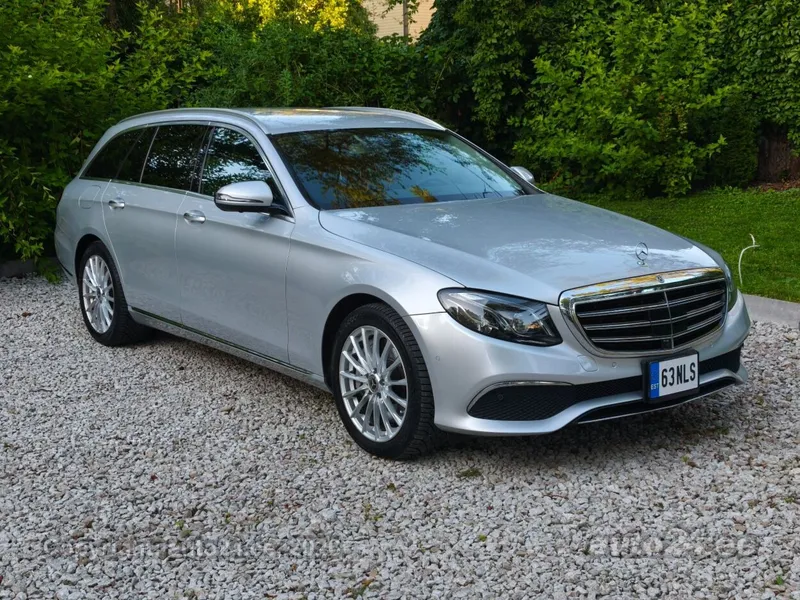 Mercedes-Benz E 400 - 1