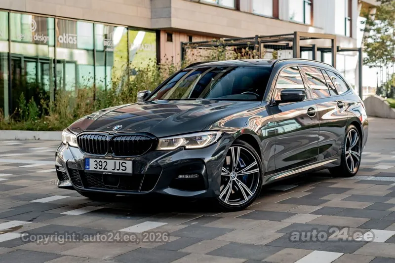 BMW 330 - 1