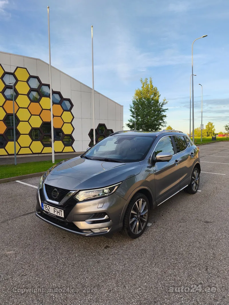 Nissan Qashqai - 1