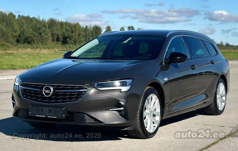 Opel Insignia - 1