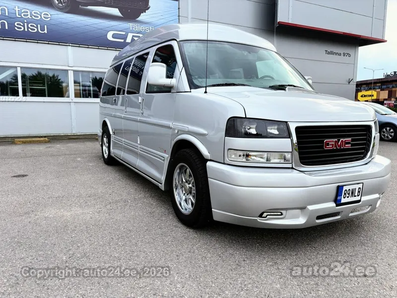 Gmc Savana - 1