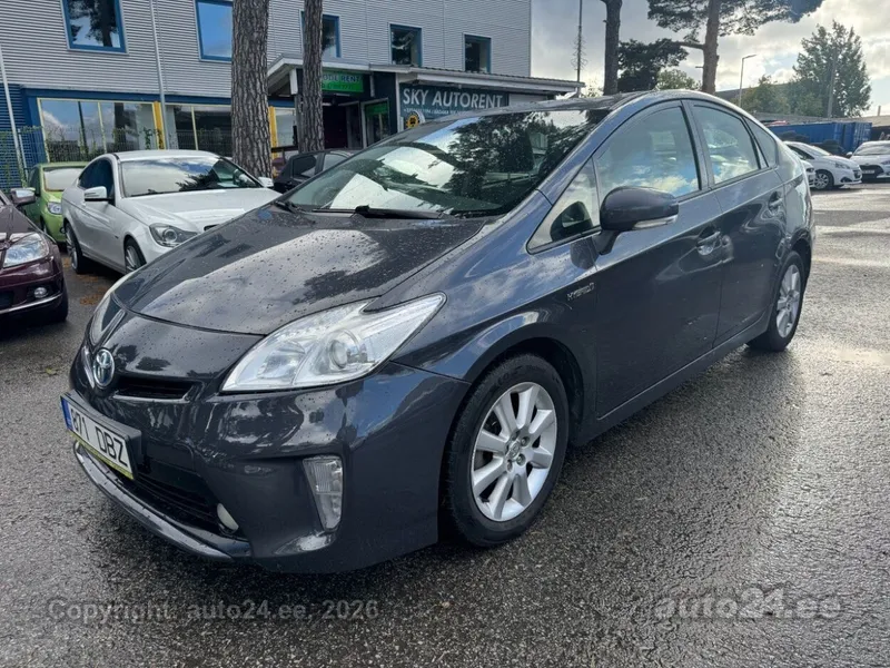 Toyota Prius - 1