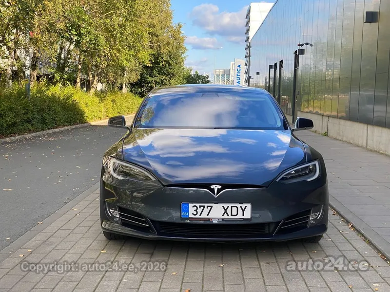 Tesla Tesla Model S