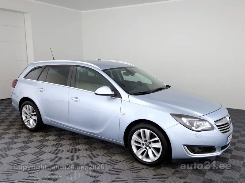 Opel Insignia - 1