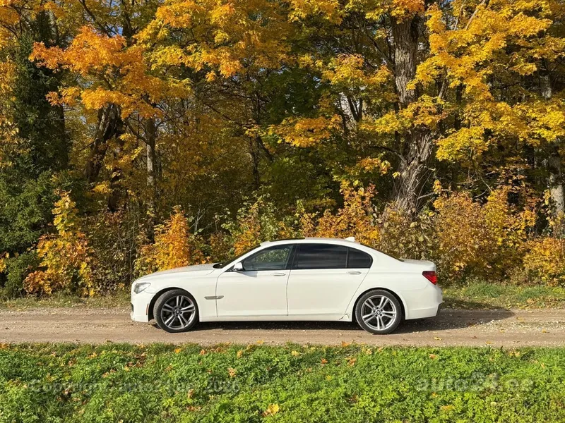BMW 740 - 1