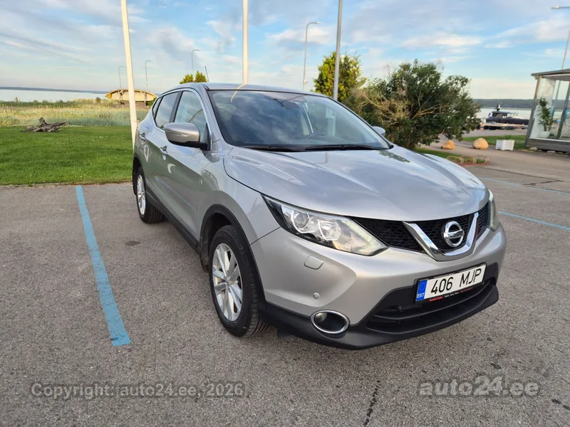 Nissan Qashqai - 1