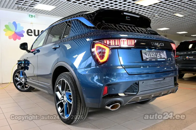 Lynk & Co 01 - 1