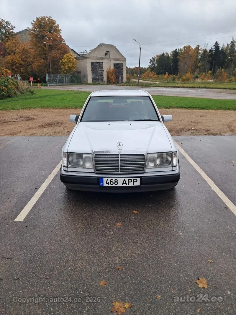 Mercedes-Benz Mercedes-Benz 200