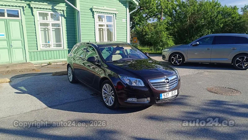 Opel Insignia - 1