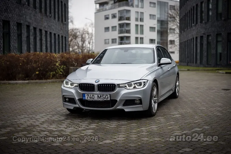 BMW 320 - 1