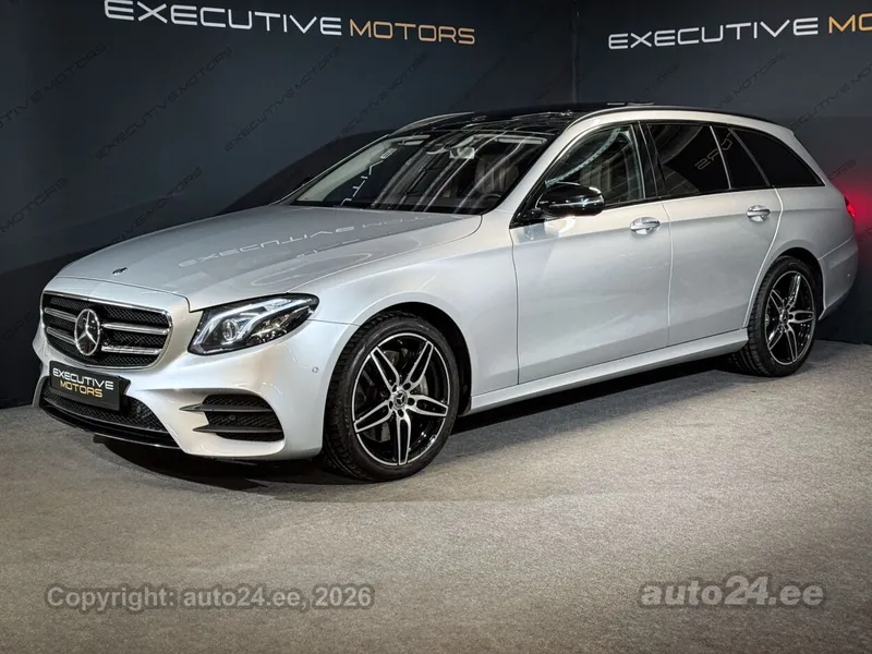Mercedes-Benz E 300 - 1