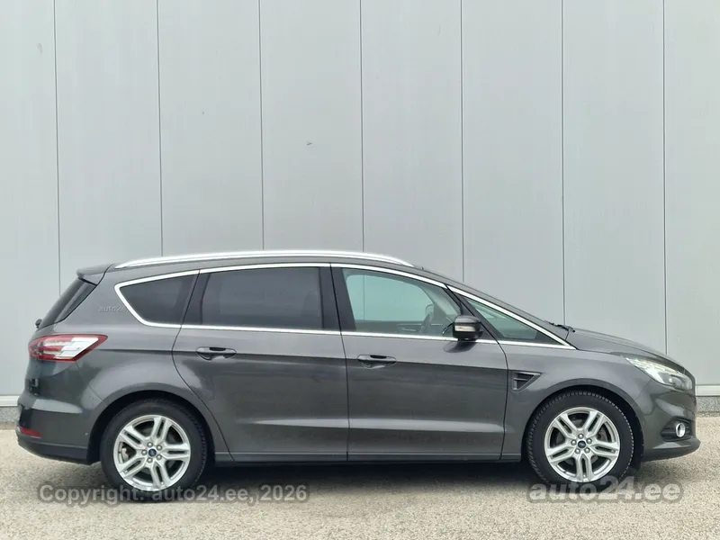 Ford S-max - 1