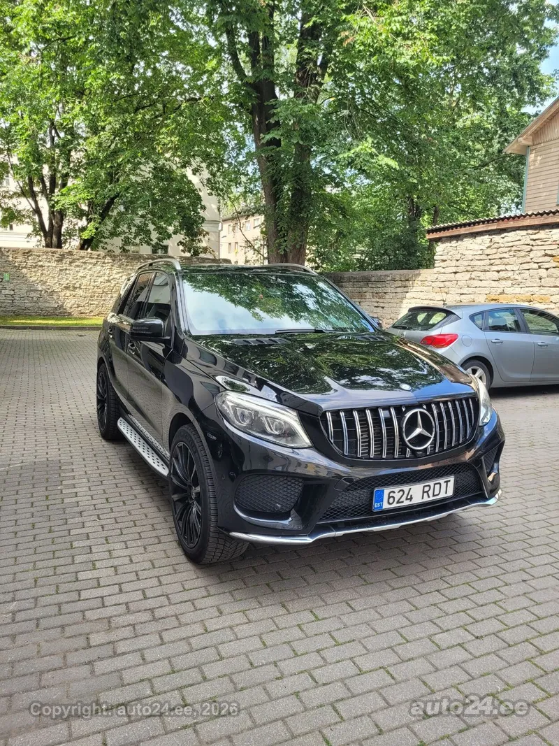 Mercedes-Benz GLE 350 - 1